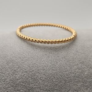 18K Gold Plated Stainless Steel Rope-Texture Bangle – Waterproof & Tarnish Proof